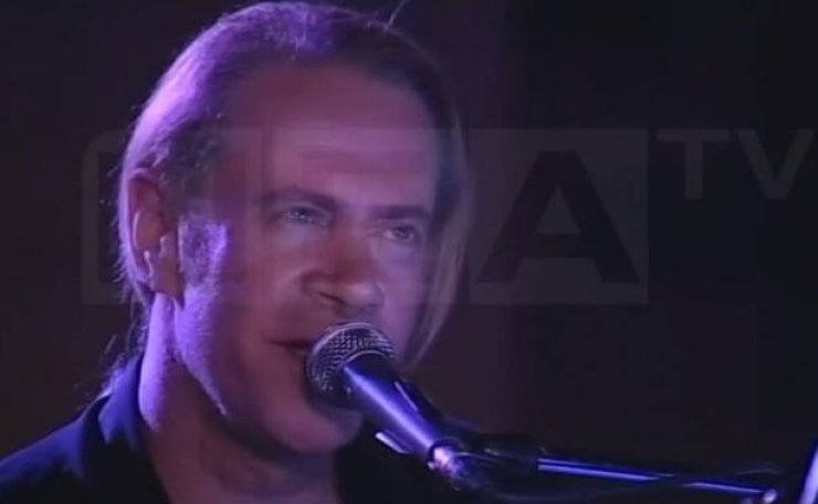 Στέφανος Κορκολής: «Και εγώ πάσχω από καρκίνο» [βίντεο]