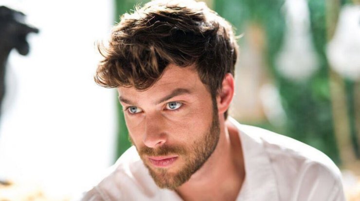 Επώνυμη Ελληνίδα: “To στυλ του άντρα που μου αρέσει είναι ο Στέφανος Μιχαήλ”