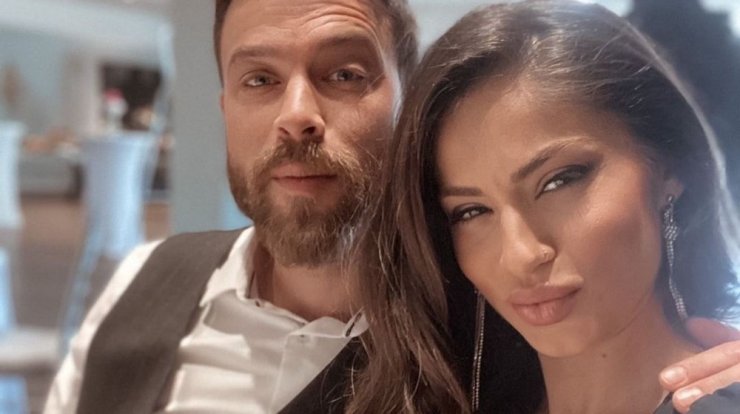 Στέφανος Μιχαήλ – Νάταλι Κάτερ: Η "απόδραση" στην Αγία Νάπα και τα τρυφερά στιγμιότυπα αγκαλιά!