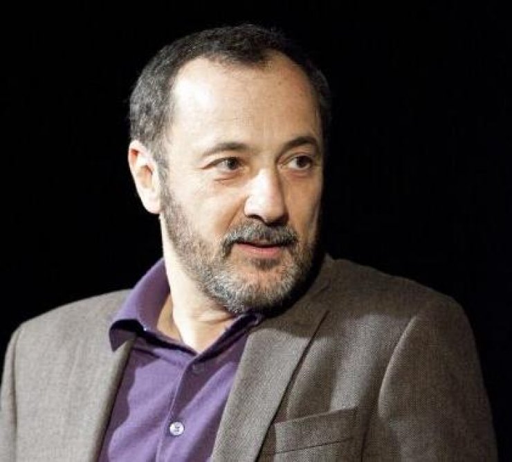 Σοκ: Τραυματίστηκε με όπλο ο Στέλιος Μάινας