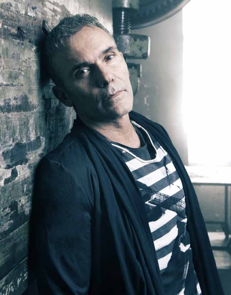 O Super FM και το Johnnie Walker Black Label παρουσιάζουν το Στέλιο Ρόκκο