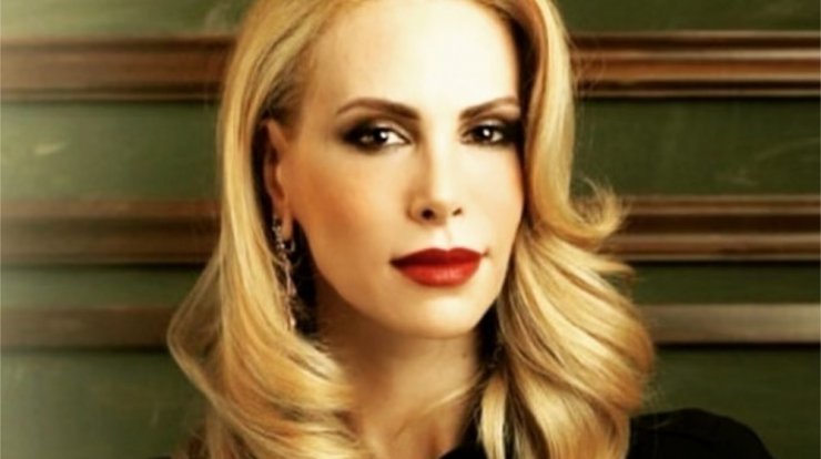 Η Στέλλα Δημητρίου σε μια από τις σπάνιες συνεντεύξεις της, αποκαλύπτεται στο ilovestyle.com