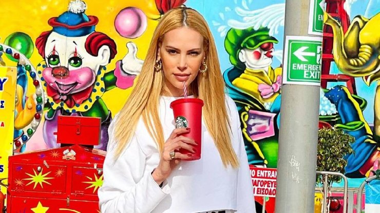 Στέλλα Δημητρίου: Χειμωνιάτικη βόλτα με τα δίδυμα αγόρια της στη Λάρνακα [εικόνα]