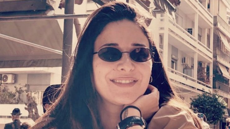 Στέλλα Στυλιανού: Την είδαμε με crop top και εντυπωσιαστήκαμε με τους κοιλιακούς της! [εικόνες]