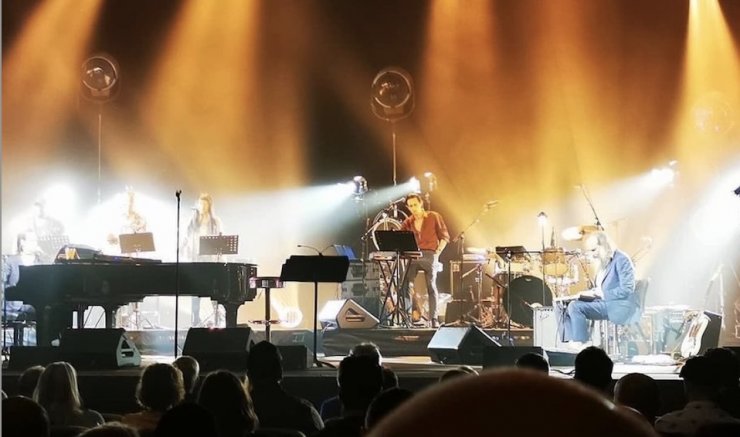 Ανείπωτη τραγωδία για γνωστό τραγουδιστή: Πέθανε ο 31χρονος γιος του 