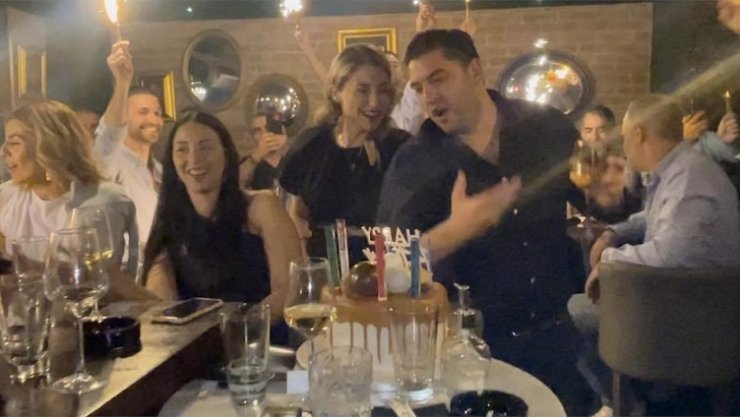 Θησέας Ιωάννου: Το πάρτι για τα 38α γενέθλια του και η ξέφρενη διασκέδαση 