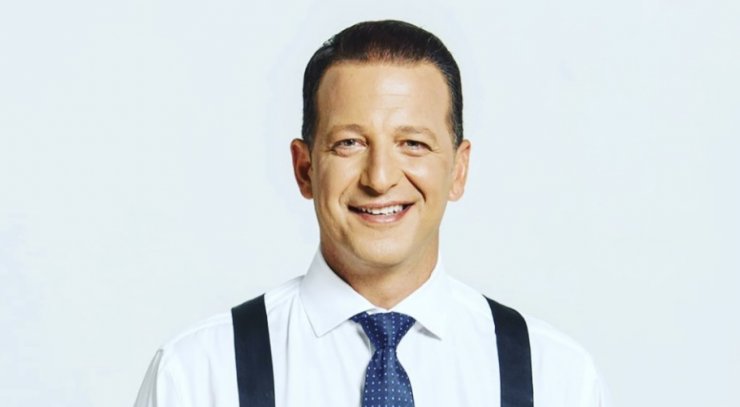 Χρύσανθος Τσουρούλλης:  Η ανάρτηση παίζοντας πιάνο και το "ευχαριστώ" στις ευχές για τα γενέθλια του