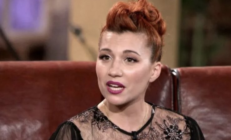 Πέννυ Μπαλτατζή: Λιώσαμε με την πρώτη δημόσια αγκαλιά με την 4 ημερών κόρη της [εικόνα]