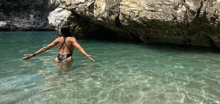 Γείτονας Ελληνίδας παρουσιάστριας της έκλεβε τα εσώρουχα από το μπαλκόνι [βίντεο]