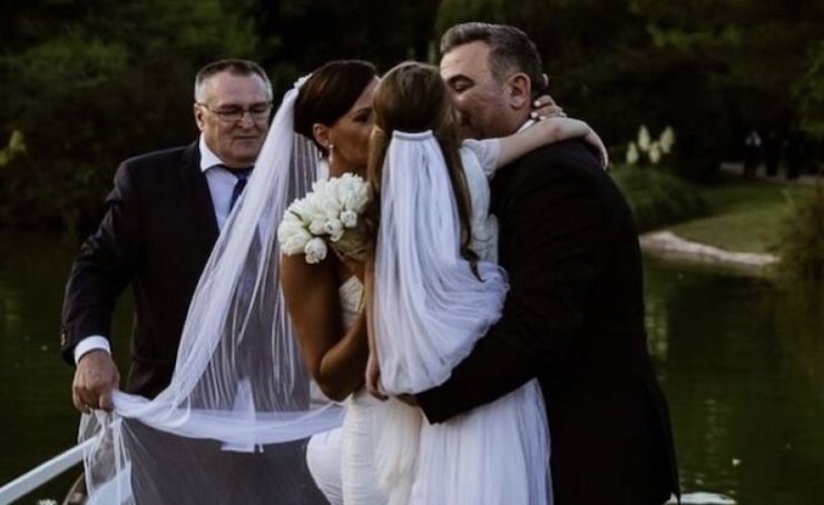 Αντώνης Ρέμος: Η εικόνα που ανήρτησε με την κόρη του στα καμαρίνια