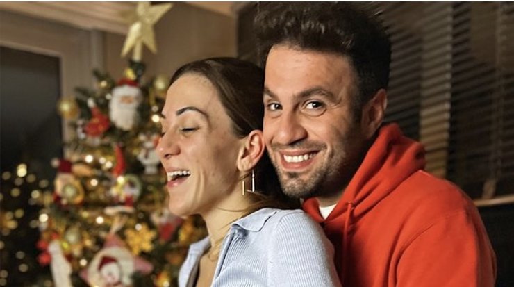 Hovig – Αρετή Φοινικαρίδου: Mόλις ανακοίνωσαν πως θα γίνουν γονείς - Οι πρώτες εικόνες της εγκυμοσύνης