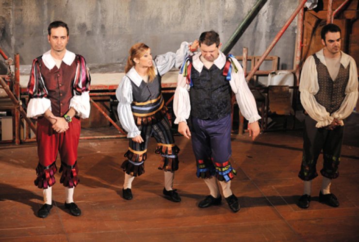 Ποιοι παρευρέθηκαν στη θεατρική παράσταση με το Λώρη και τη Χριστιάνα!