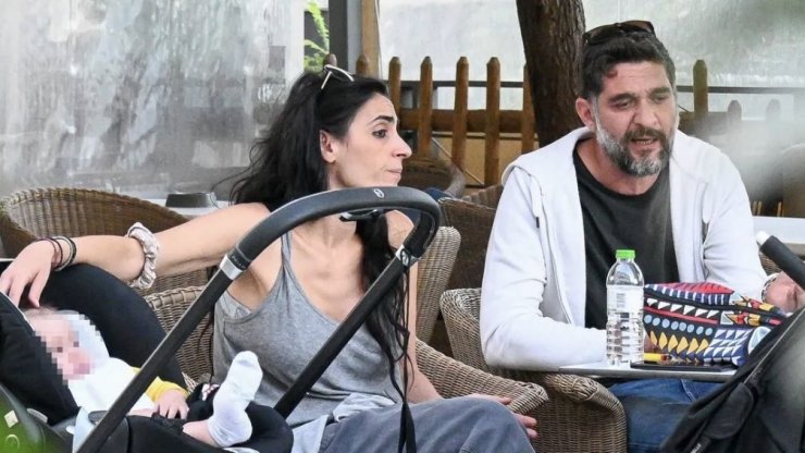 Πάνος Ιωαννίδης: Τα 1α γενέθλια του γιου του - Η πράσινη τούρτα που μας αποκάλυψε το όνομα του [εικόνες]