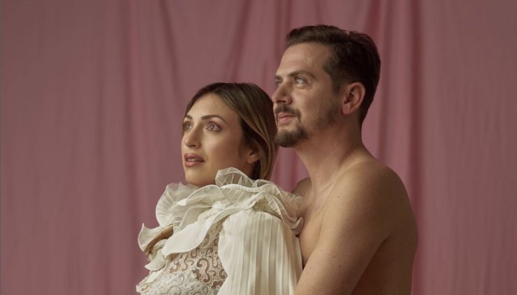 Κρίστυ Παπαδοπούλου: Γιορτάζει την 2η επέτειο γάμου της με την πιο υπέροχη εικόνα της εγκυμοσύνης της