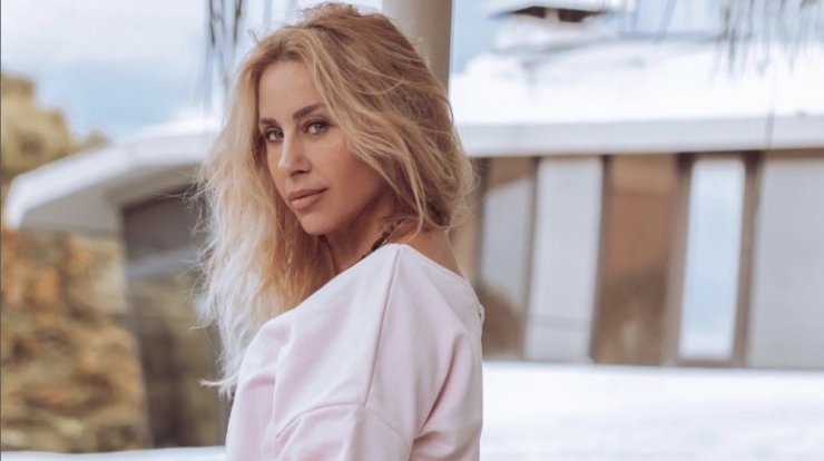 Γωγώ Μαστροκώστα: Επέστρεψε στα social media μετά από 14 μήνες απουσίας - Τι συνέβηκε;