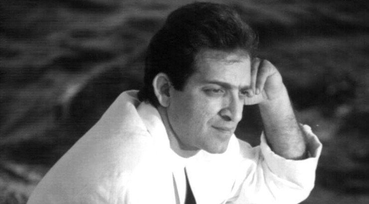 Θλίψη: Πέθανε ο τραγουδιστής Ανδρέας Τσουκαλάς