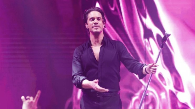 Νίκος Οικονομόπουλος: Άγριο ξύλο σε συναυλία του με 4 τραυματίες στο νοσοκομείο [βίντεο]