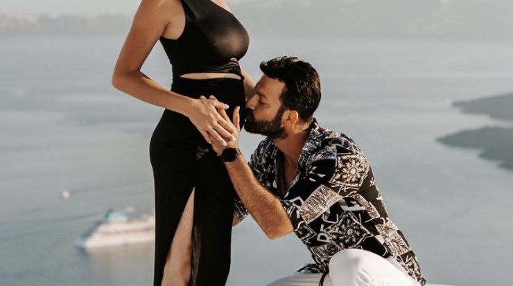 Baby Boom: Κύπρια τραγουδίστρια μόλις ανακοίνωσε την εγκυμοσύνη της με υπέροχες εικόνες