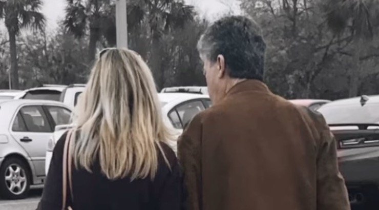 Θρήνος για Ελληνίδα παρουσιάστρια: Πέθανε σε νεαρή ηλικία η αδερφή της