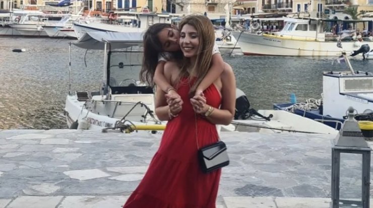 Στέλλα Σάββα: Έσβησαν μαζί κεράκια στο σπίτι για τα 9α γενέθλια της κόρης της