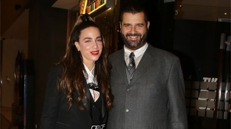 Κατερίνα Στικούδη: Ο σύζυγός της ανοίγει φύλλο και τον απαθανατίζει εντυπωσιασμένη [βίντεο]