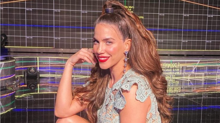 Κατερίνα Στικούδη: Αποκαλύφθηκε η εγκυμοσύνη και το φύλο του μωρού της [βίντεο]