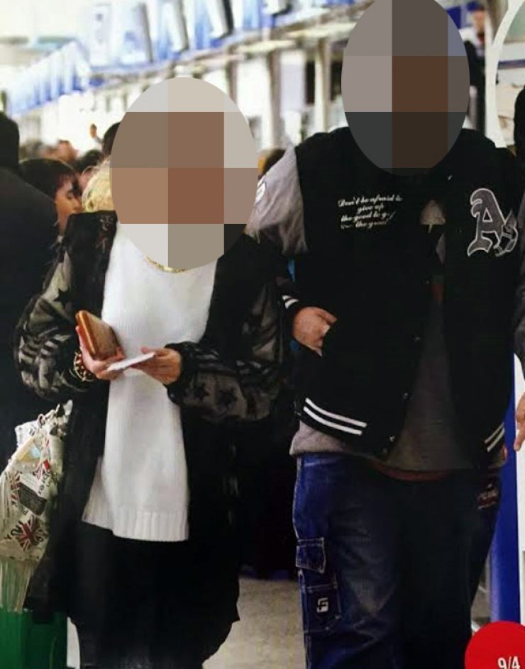 Ερωτευμένο ζευγάρι λίγο πριν ταξιδέψει! [εικόνες]