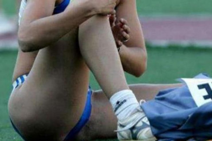 Πρώην Ελληνίδα πρωταθλήτρια ποζάρει γυμνή στο facebook και προκαλεί σεισμό!