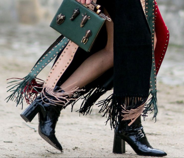 Το ξέρεις ότι πιθανότατα φοράς το λάθος νούμερο παπούτσι;