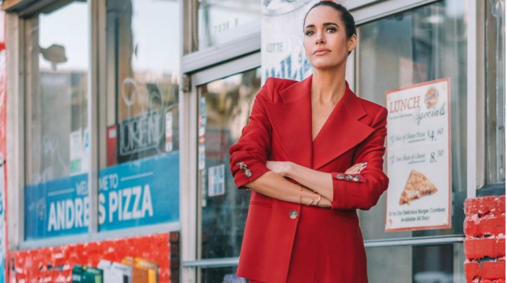 Την άνοιξη θα φορέσουμε κοστούμι με χρώμα