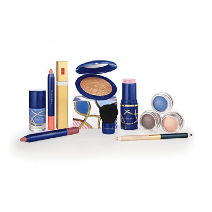 Η Elizabeth Arden παρουσιάζει τη καλοκαιρινή σειρά μακιαγιάζ