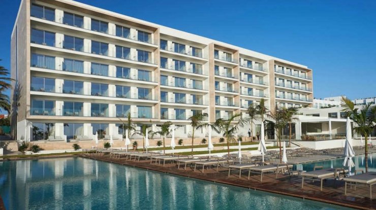 Sunrise Jade: Ένα πολυτελές ξενοδοχείο Adults Only!