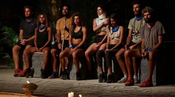 Δεν ξανάγινε ποτέ στο “Survivor”: Αποχώρησαν οι Μπλε από το αγώνισμα και έπαιξε μόνο η τριάδα! Μάθε το σκορ!