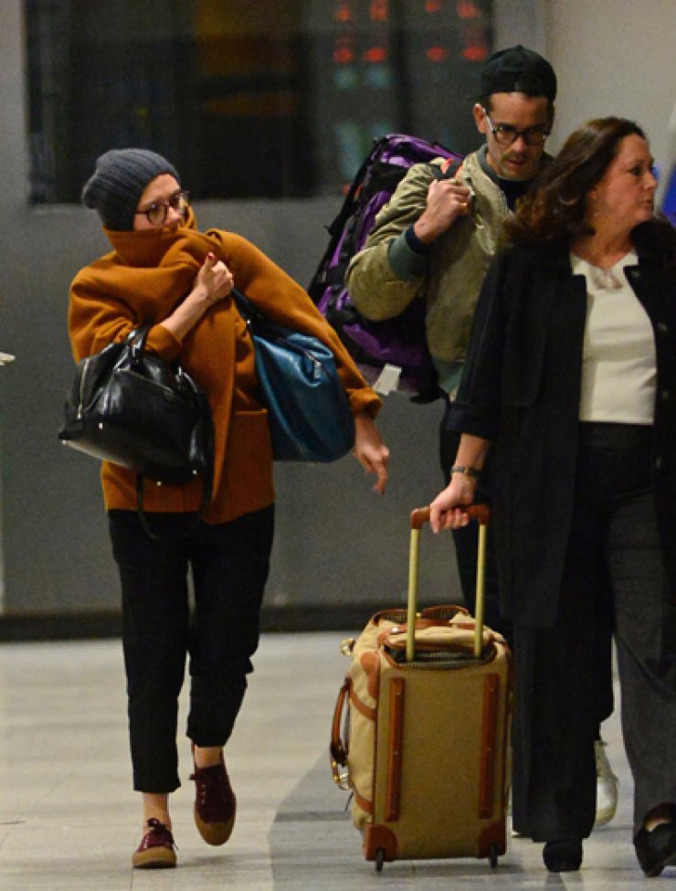 Δείτε την Scarlett Johansson με το νέο της αρραβωνιαστικό [φωτογραφίες]