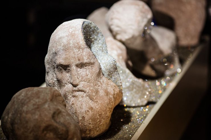 Ο Marios Schwab σκηνοθετεί τις Swarovski Wien και Swarovski Innsbruck