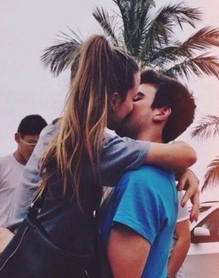 4 βασικά χαρακτηριστικά που όλοι οι άντρες ψάχνουν σε μία γυναίκα