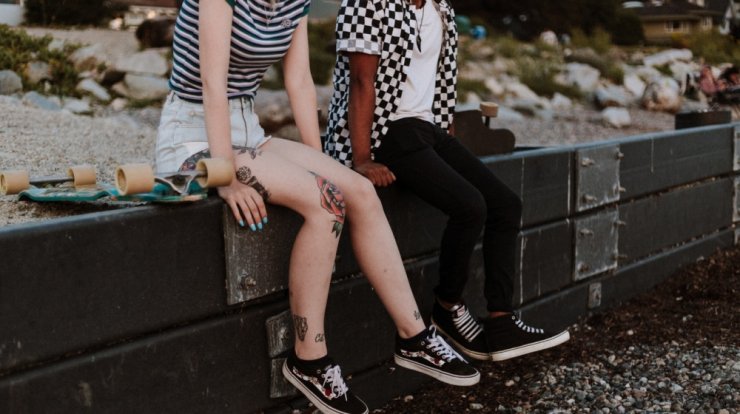 5 σκέψεις που σίγουρα θα κάνεις όταν συναντήσεις τυχαία τον πρώην σου