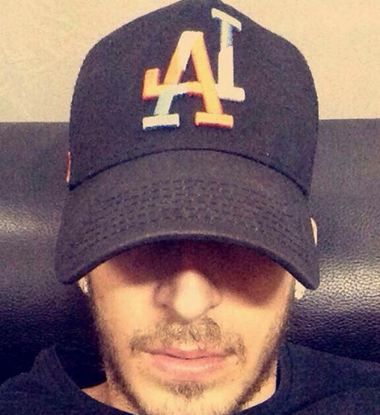 Πληγωμένος Κύπριος ποδοσφαιριστής: Σε ποια κοπέλα λέει: “Δεν είσαι μπερδεμένη, Πουτ@ν@@ είσαι...”