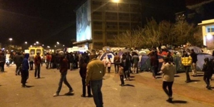 Συμπλοκές Αφγανών και Σύρων μεταναστών στον Πειραιά 