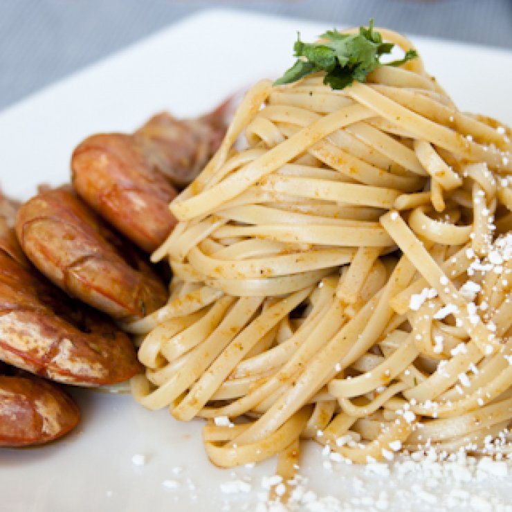 Γαριδομακαρονάδα