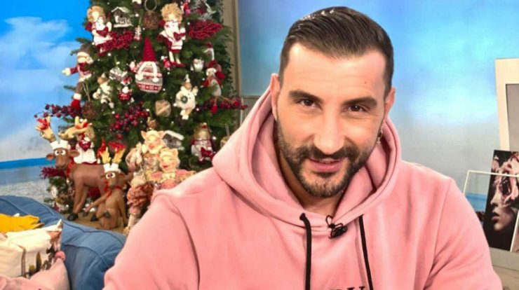 Η εξομολόγηση του Τάσου Ευαγγέλου για τη σχέση με τον πατέρα του: "Ένιωθα ότι ήταν πιο απόμακρος"