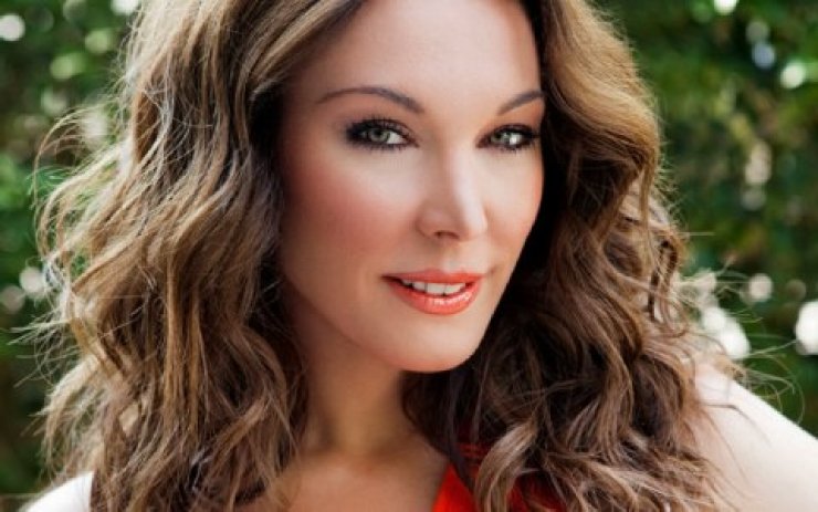 Τατιάνα Στεφανίδου: "Αυτό που με κουράζει με τη δημοσιότητα είναι ότι πάντα πρέπει να είμαι φροντισμένη"