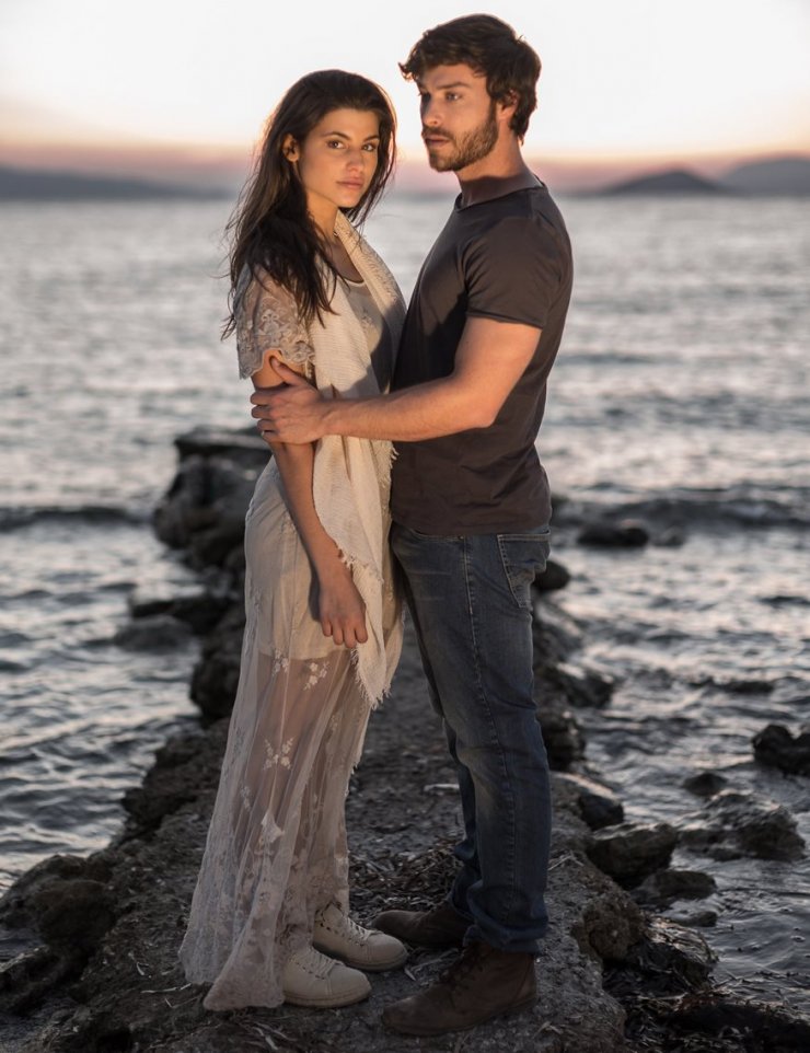 Απίστευτη γκάφα στη σειρά "Τατουάζ" με επώνυμο Έλληνα