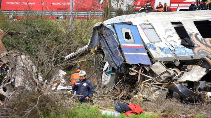 Συγκλονίζει Κύπρια φοιτήτρια στο μοιραίο τρένο: “Ήμουν σε πανικό. Κάποιος με πήρε και με έβγαλε έξω” [βίντεο]
