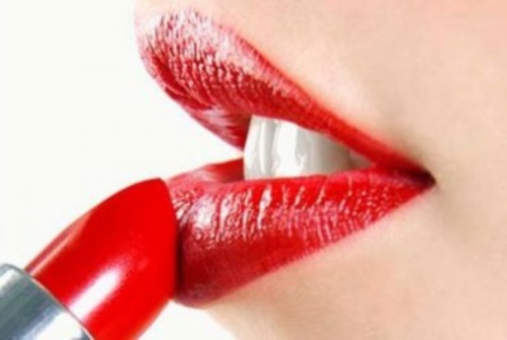 Τα προβλήματα υγείας που φαίνονται στα χείλη σας