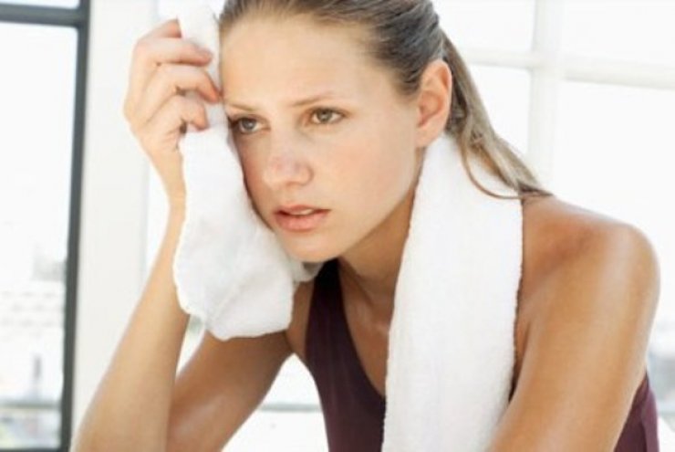 Σταμάτα να ιδρώνεις υπερβολικά με αυτές τις 5 απλές πρακτικές