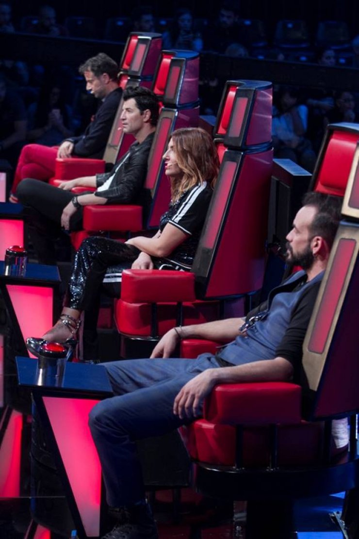 Απίστευτο! Οι κριτές του The Voice γύρισαν αμέσως σε αυτό τον παίκτη