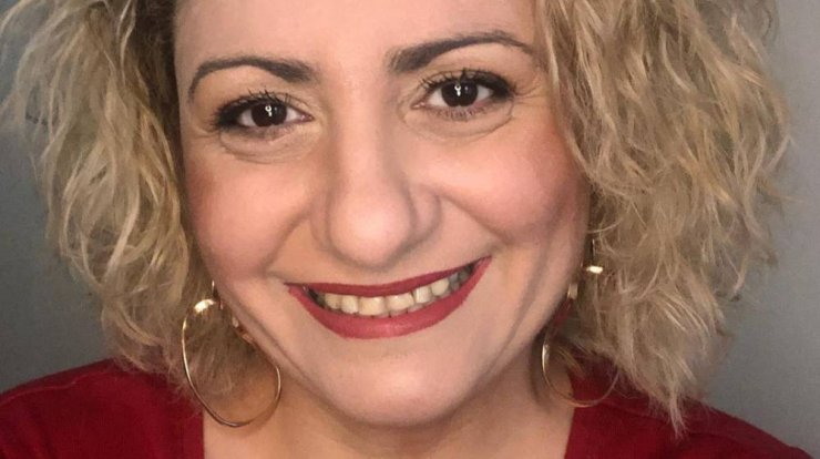 Η Θέκλα Πετρίδου έγινε μελαχρινή! [εικόνα]