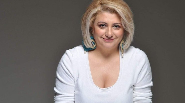 Θέκλα Πετρίδου: Το υπέροχο στιγμιότυπο αγκαλιά με τα παιδιά της! [εικόνα]