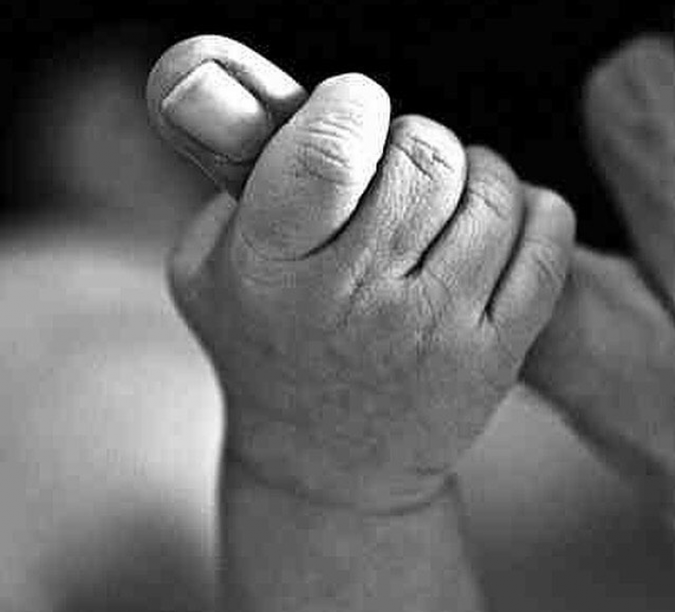 Ελληνίδα τραγουδίστρια γέννησε και το ανακοίνωσε μέσω Instagram!